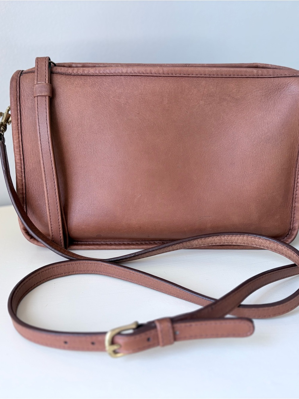 Vintage Coach Brown Leather Hand Bag